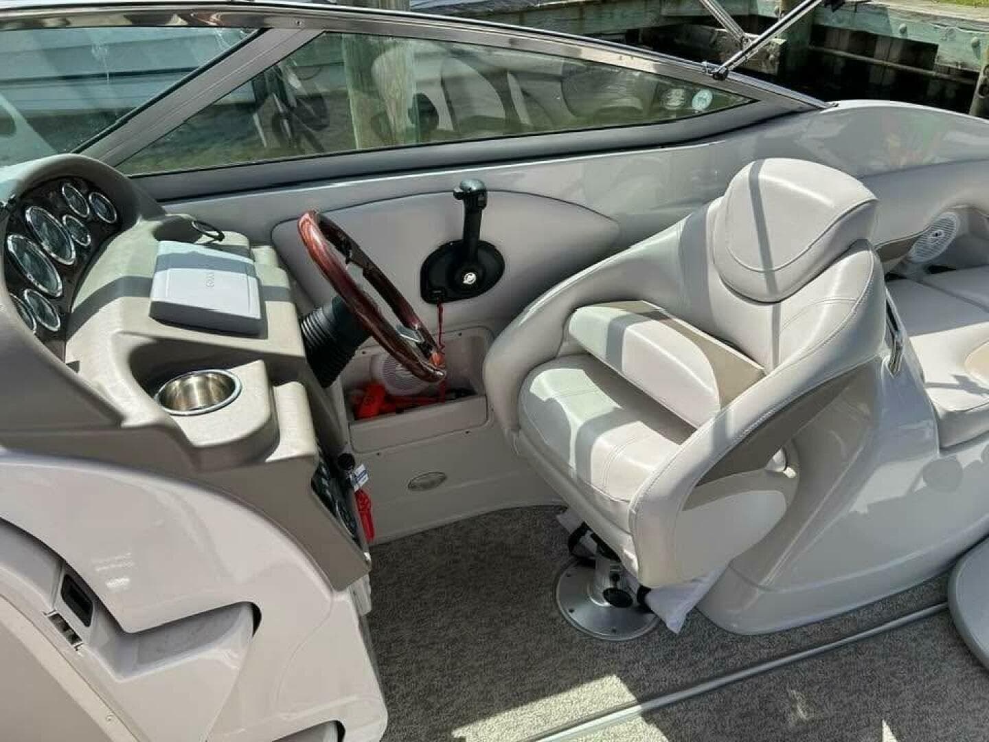 2011 Crownline 