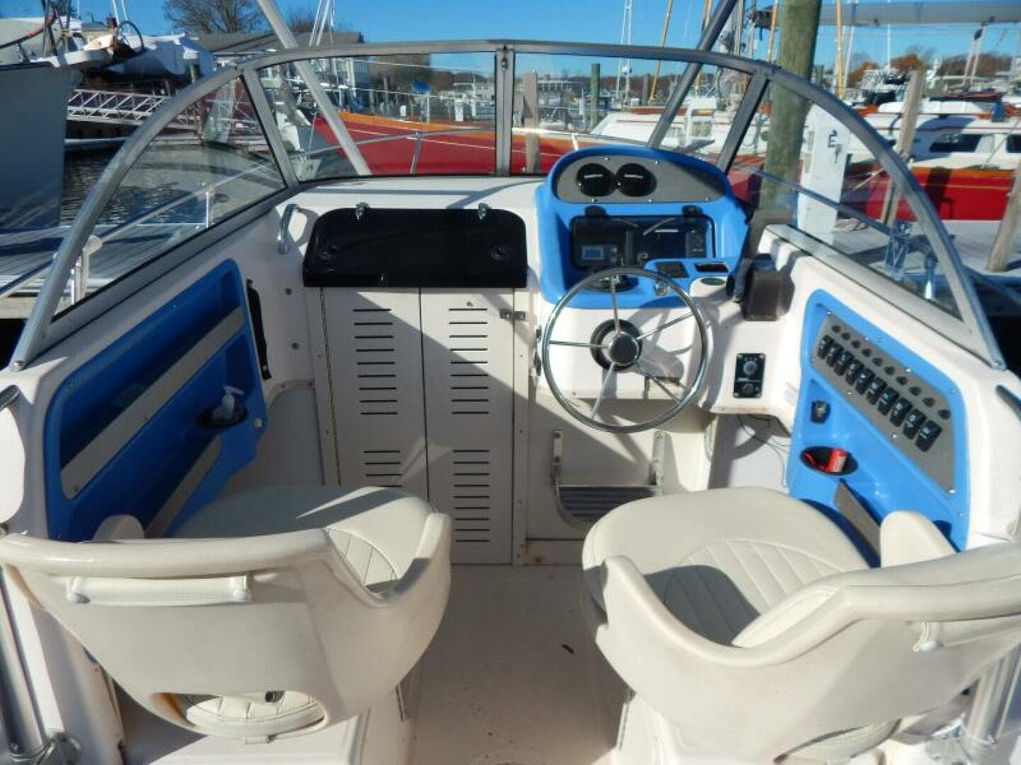 1997 Grady-White 208 Adventure