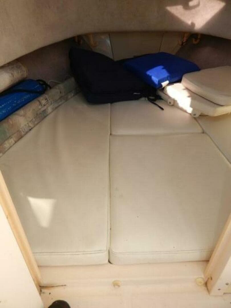 1997 Grady-White 208 Adventure