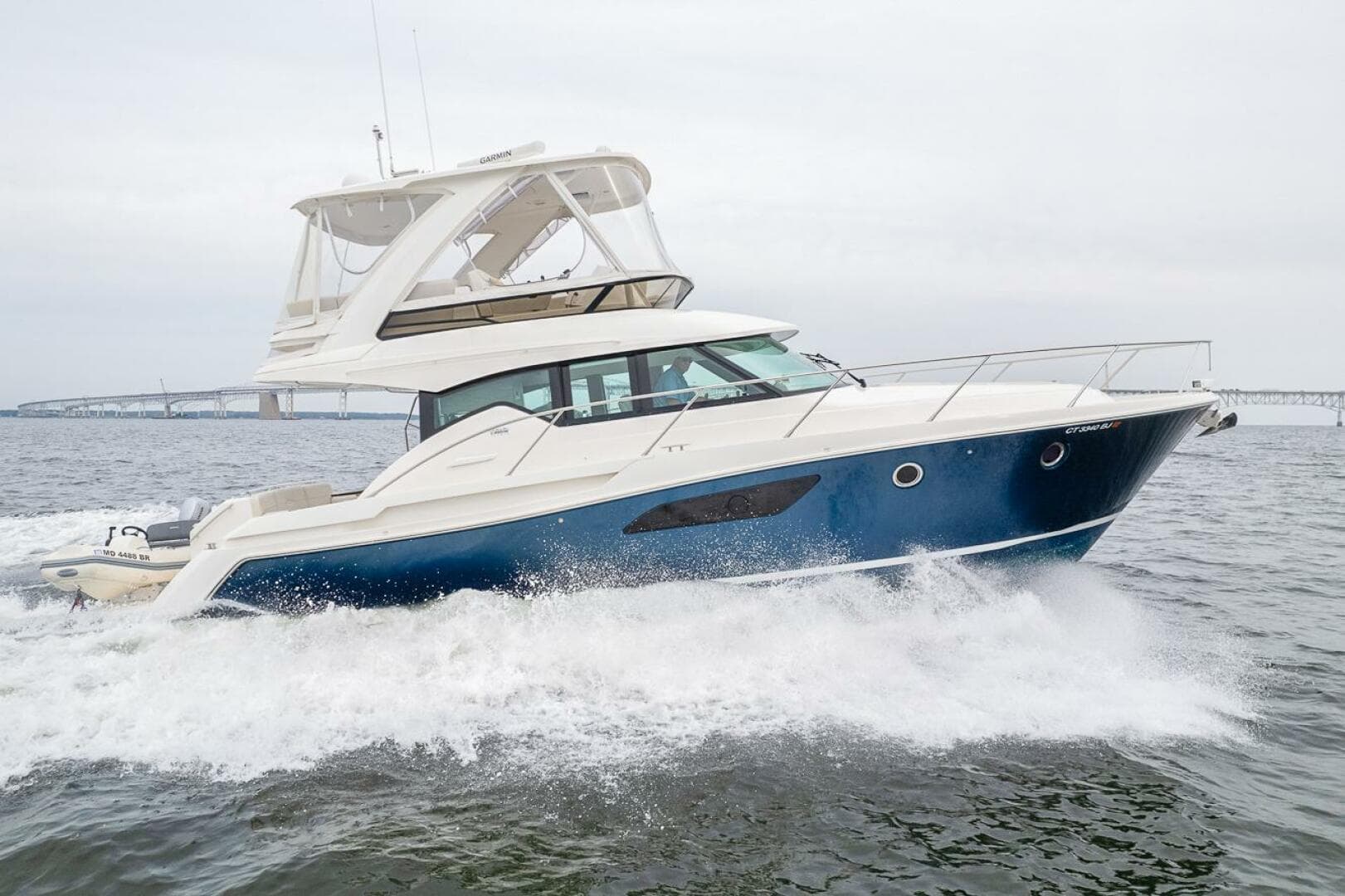 2021 Tiara Yachts 4400 Flybridge