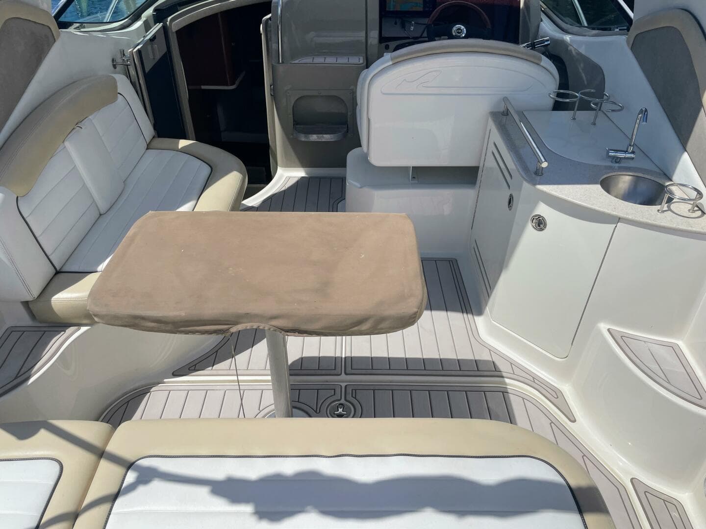 2008 Sea Ray 290 Sundancer