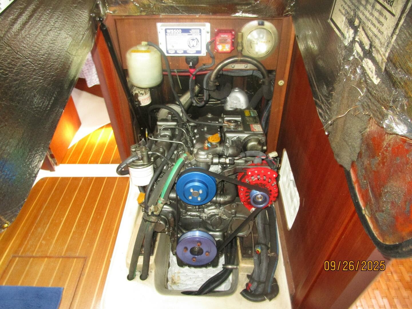 37' Hunter auxiliary access1