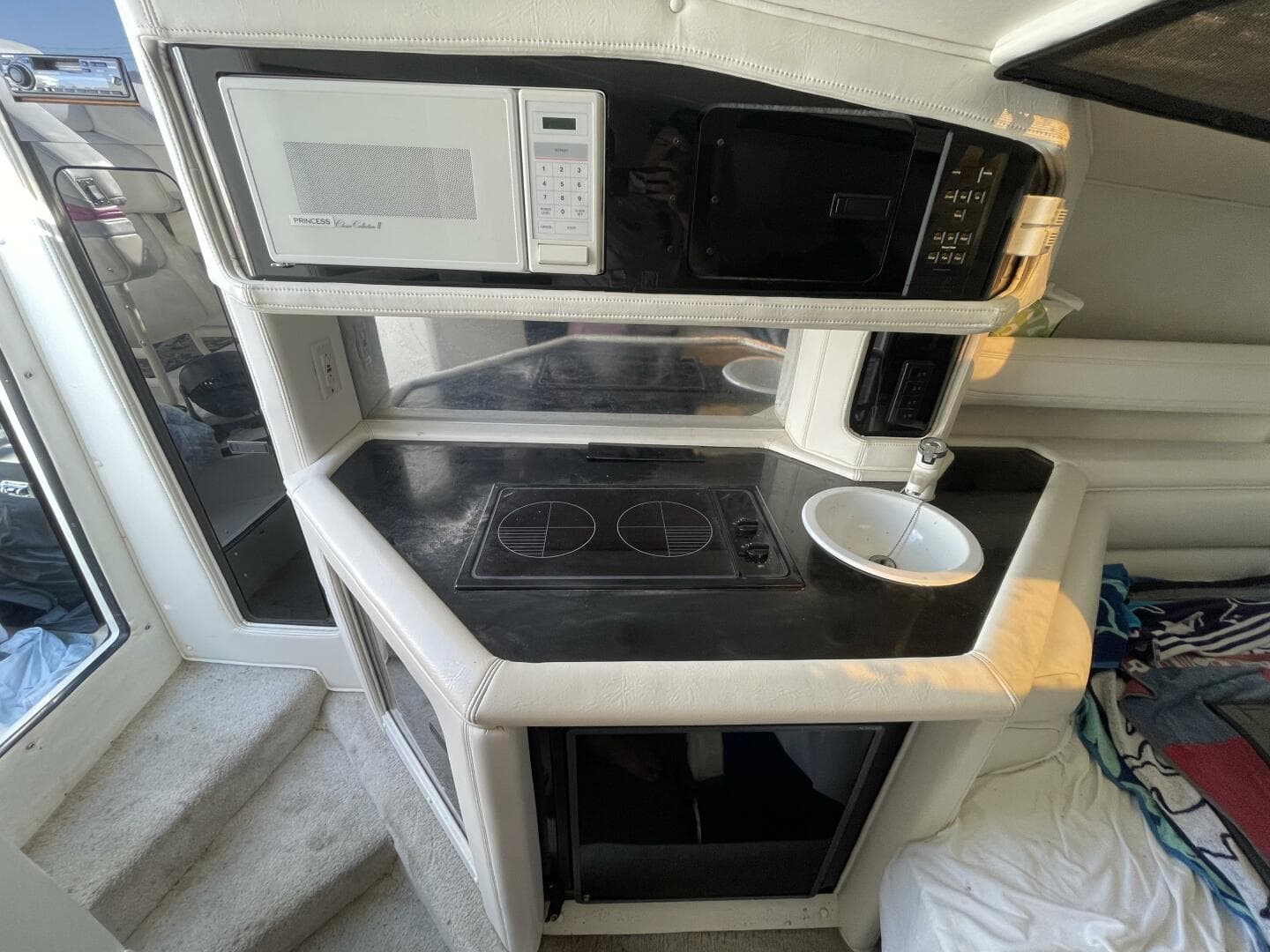 1993 Fountain 38 Sport Cruiser