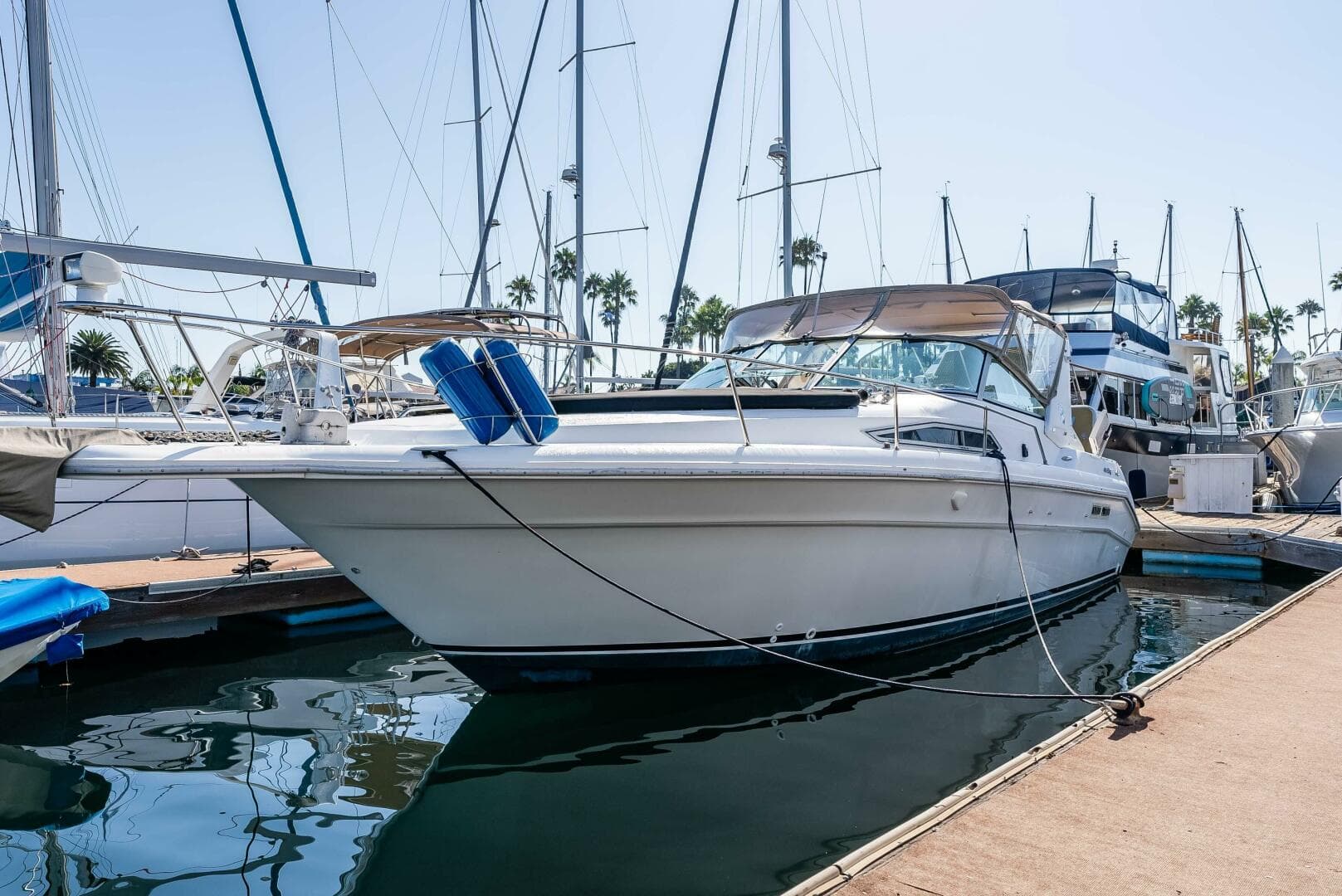1991 Sea Ray 330 Sundancer