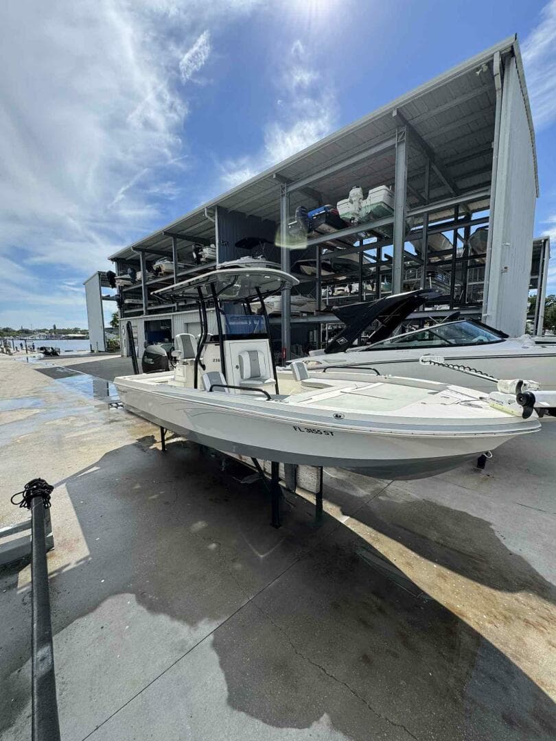 2020 Ranger 2360 Bay Boat