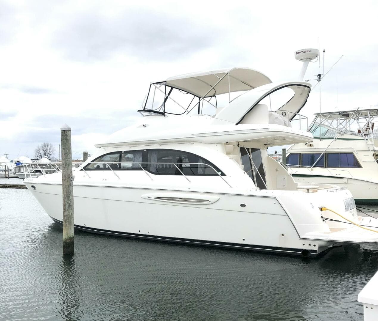 2004 Meridian 411