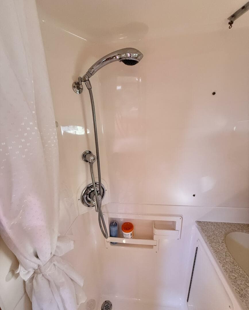 2003 Tiara Yachts 3500