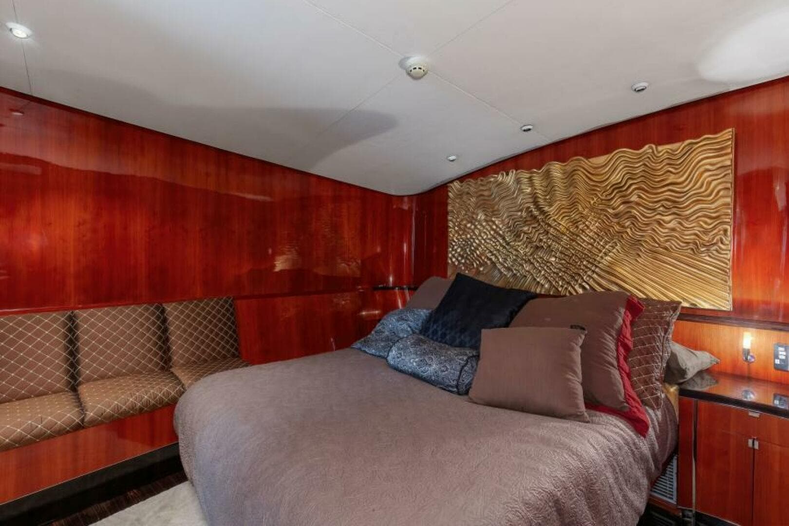 Custom 2004 Ebony - Salony Sportfish - MSR