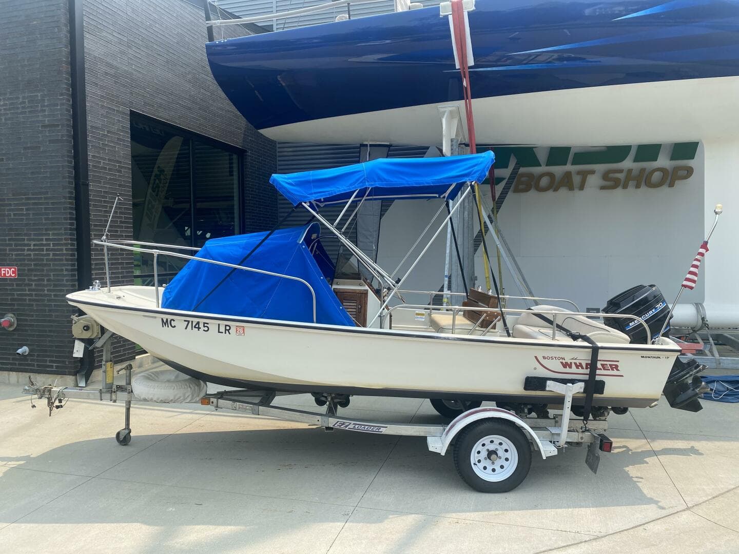 1981 Boston Whaler 17 Montauk