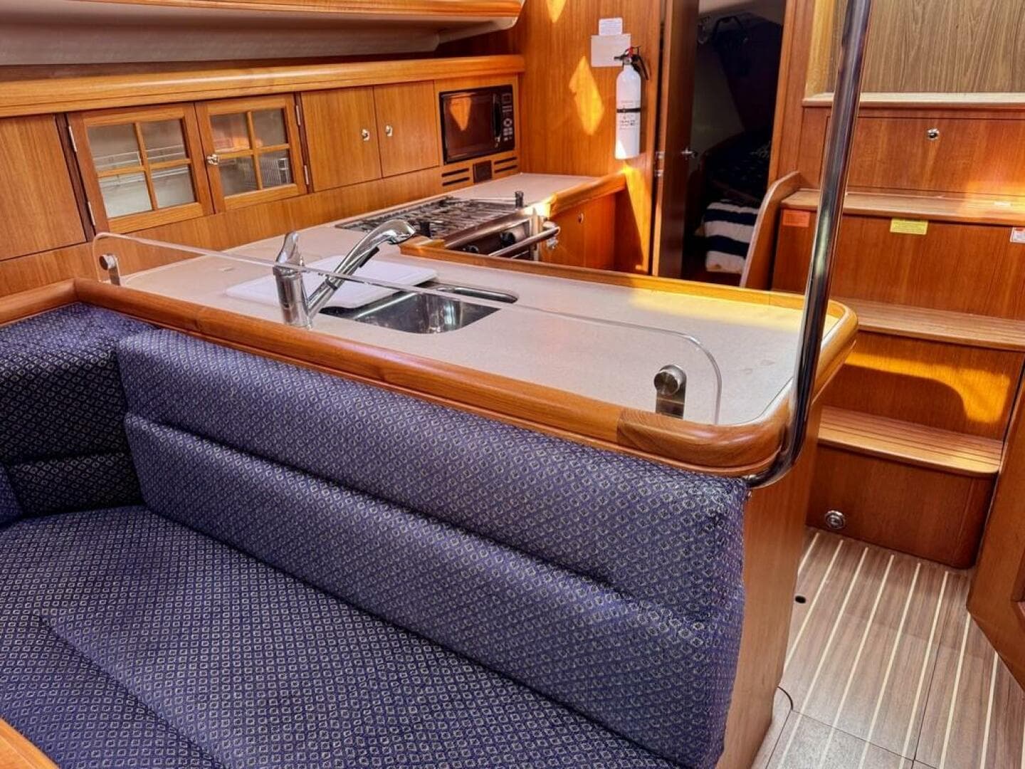 2006 Hunter 38