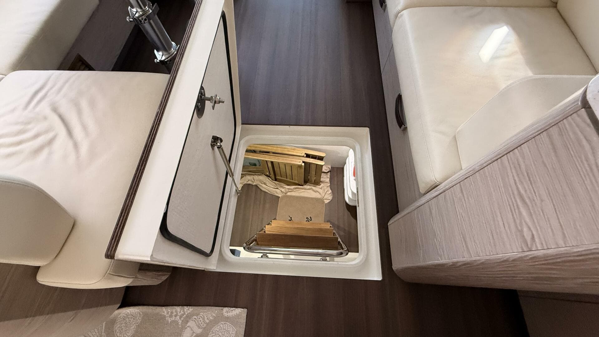 2024 Greenline 48 Fly Hybrid