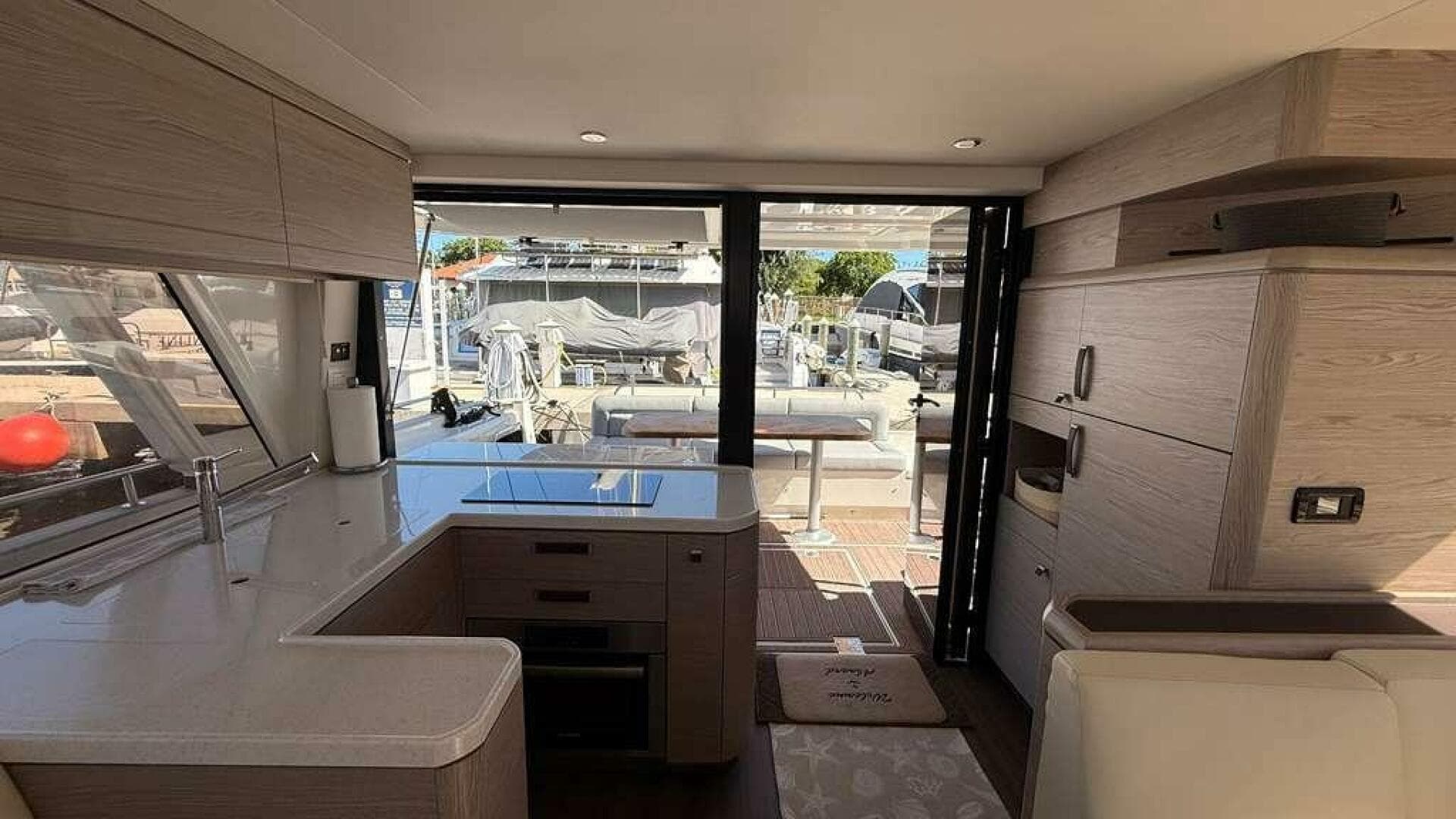 2024 Greenline 48 Fly Hybrid