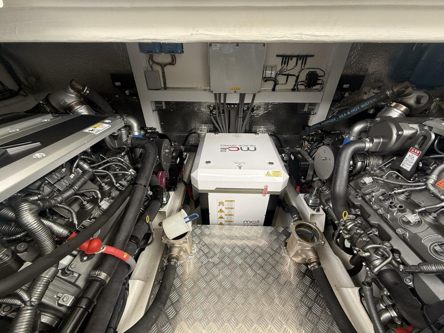 2024 Greenline 48 Fly Hybrid