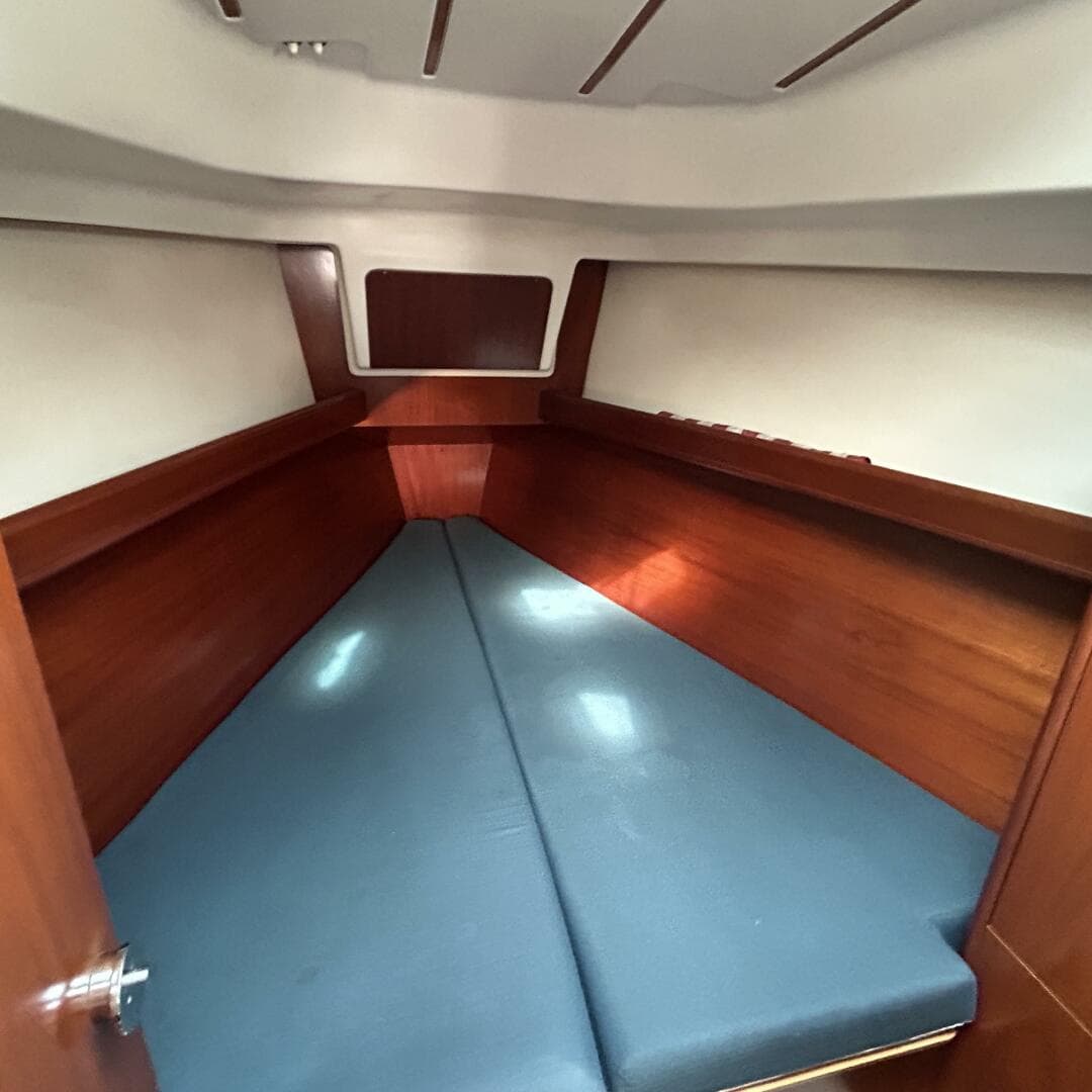 2001 Beneteau 361