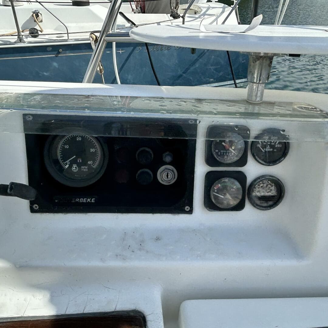 2001 Beneteau 361