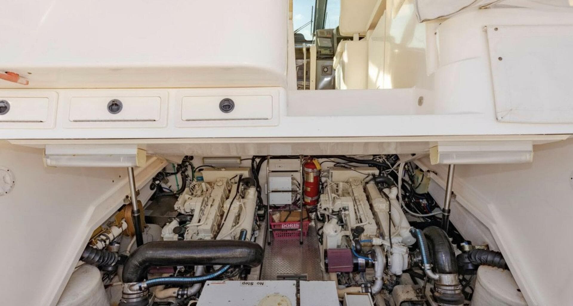 2004 Pursuit 3800 Express