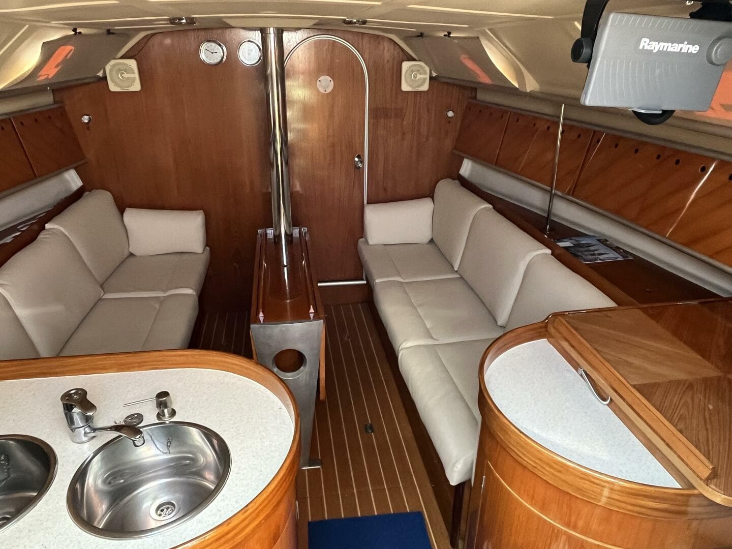 1991 Beneteau First 38s5