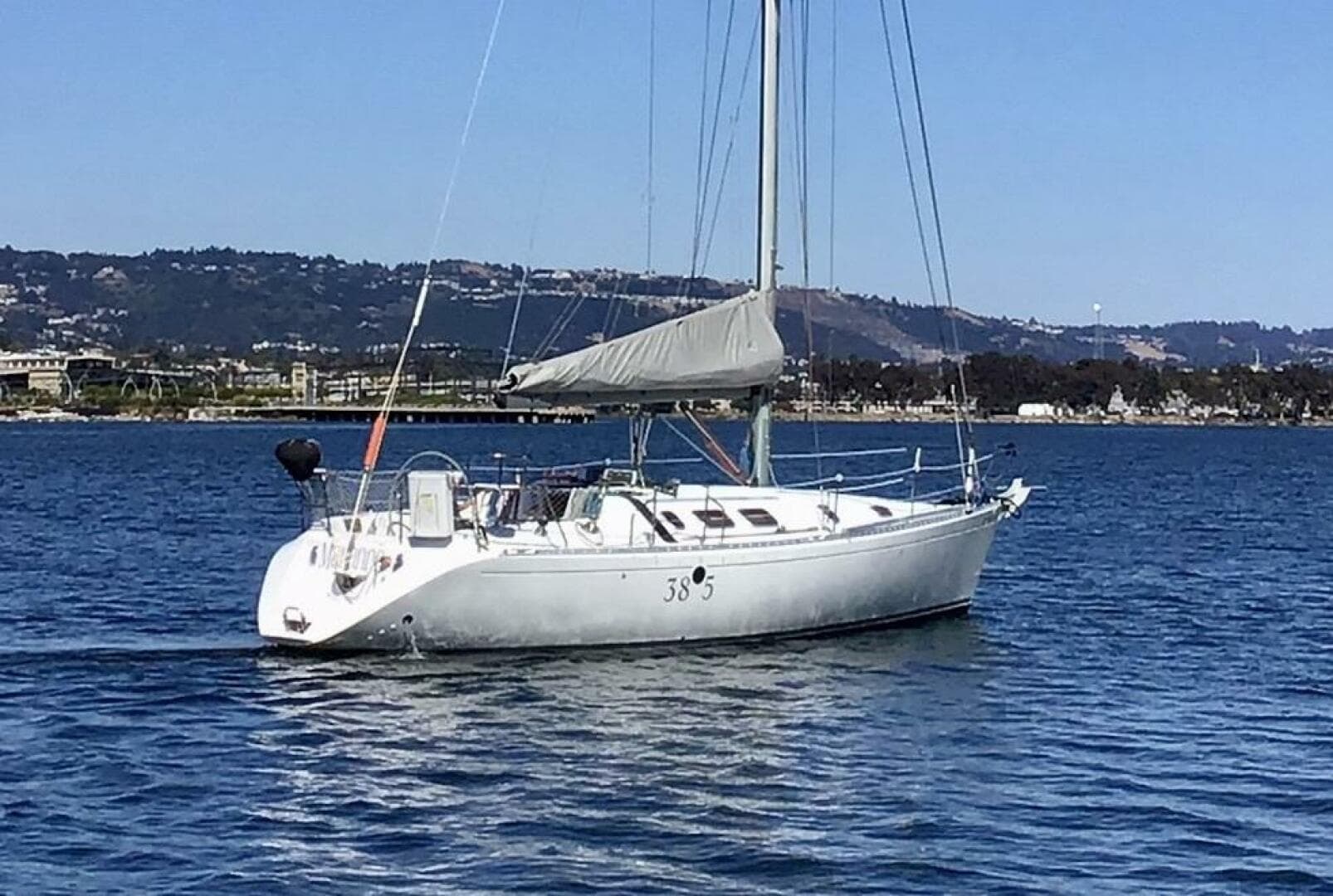 1991 Beneteau First 38s5