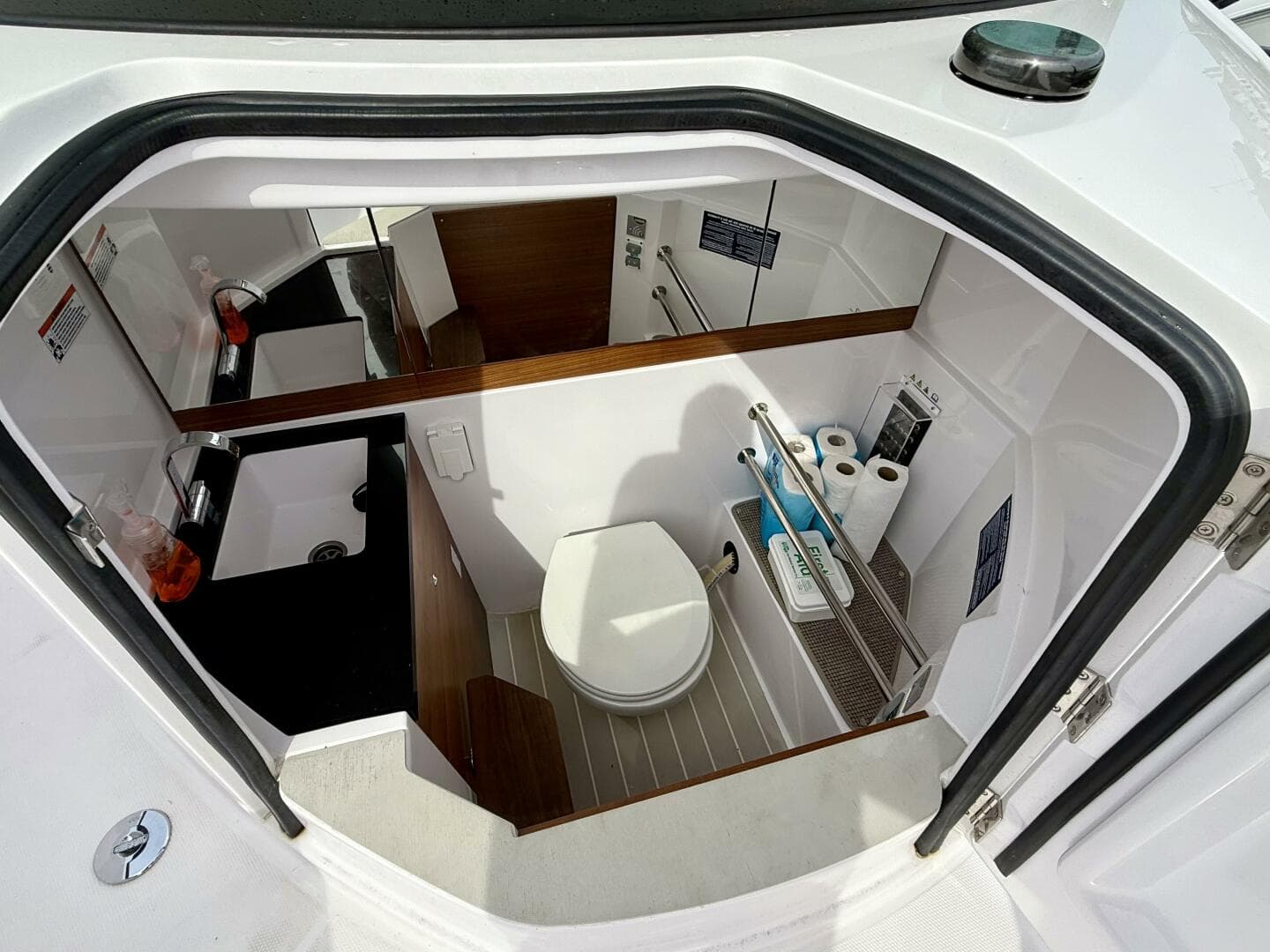 2022 Axopar CABIN