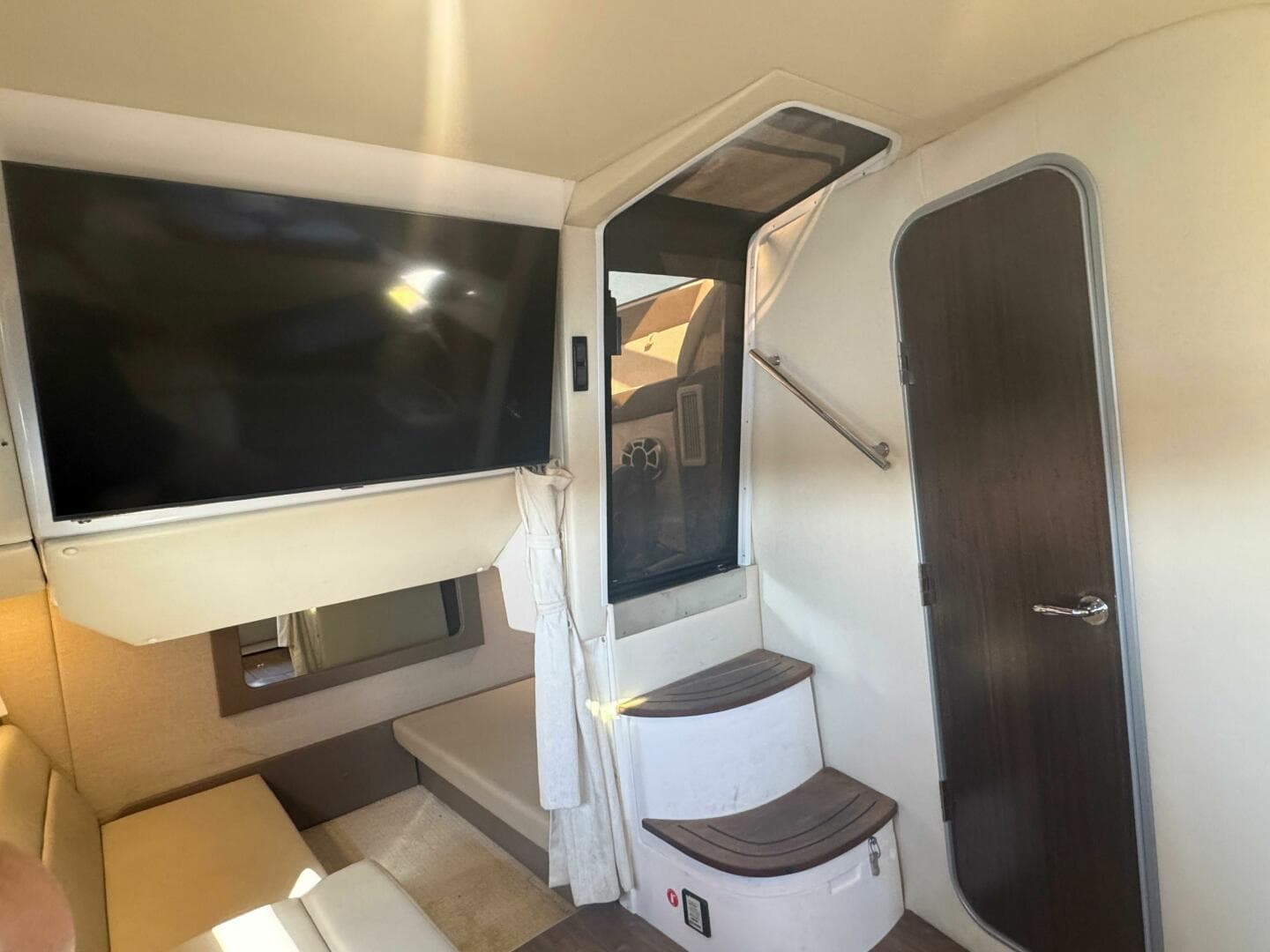 2016 Regal 35 Sport Coupe