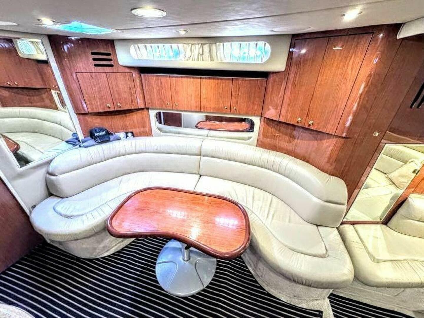2001 Sea Ray 380 Sundancer