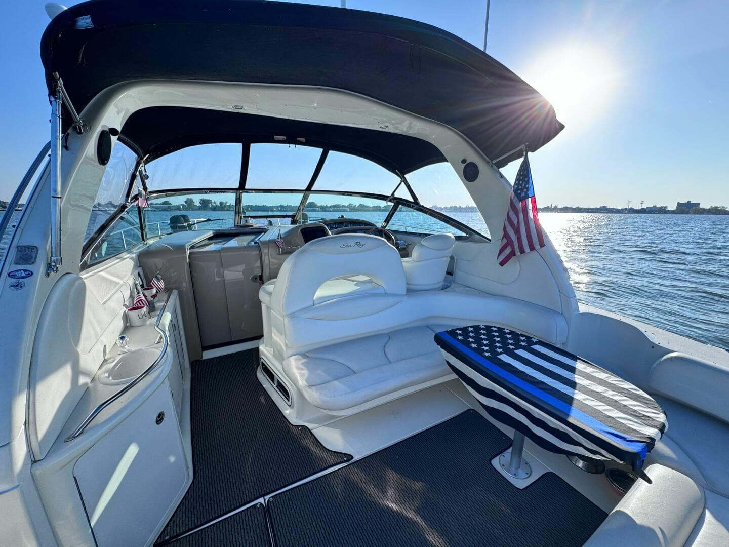 2001 Sea Ray 380 Sundancer