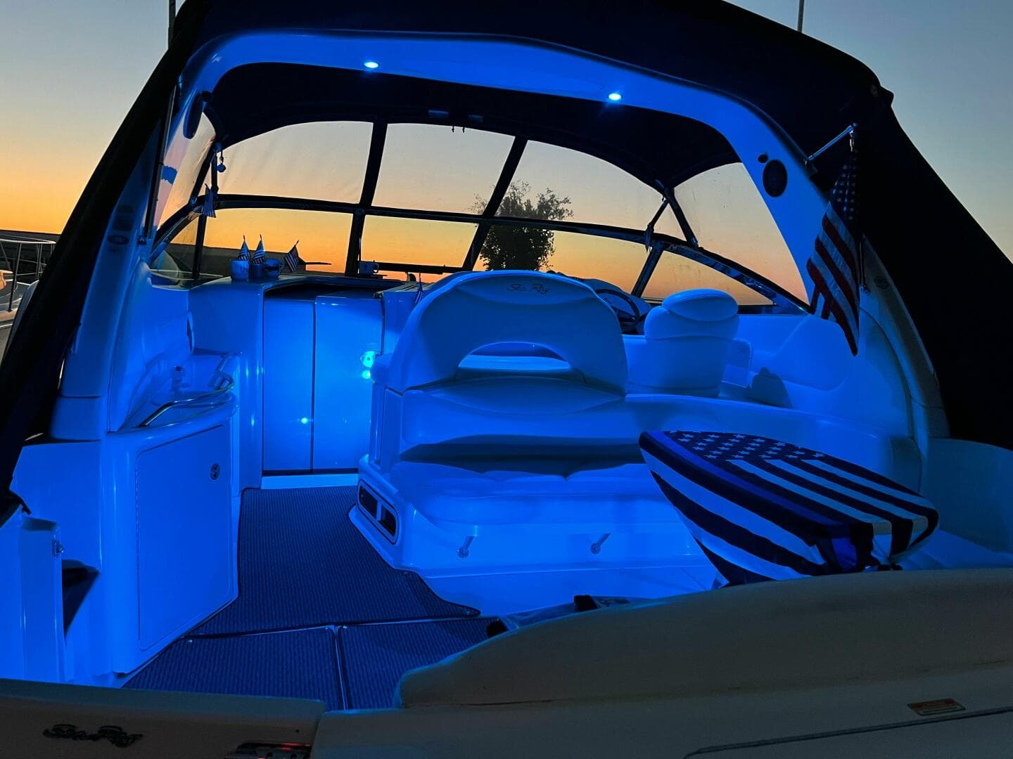 2001 Sea Ray 380 Sundancer