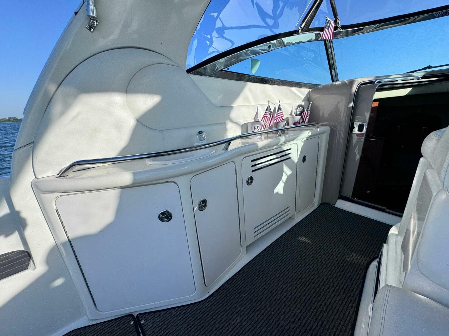 2001 Sea Ray 380 Sundancer