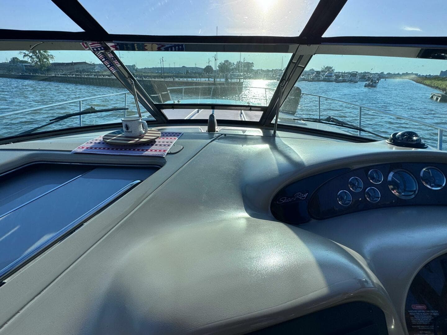 2001 Sea Ray 380 Sundancer