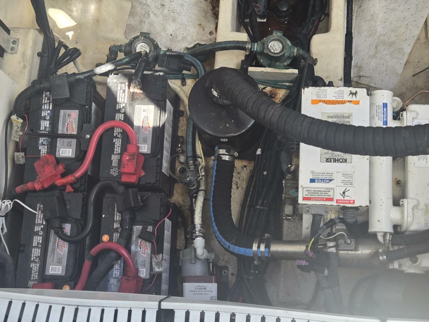 2010 Sea Ray 330 Sundancer