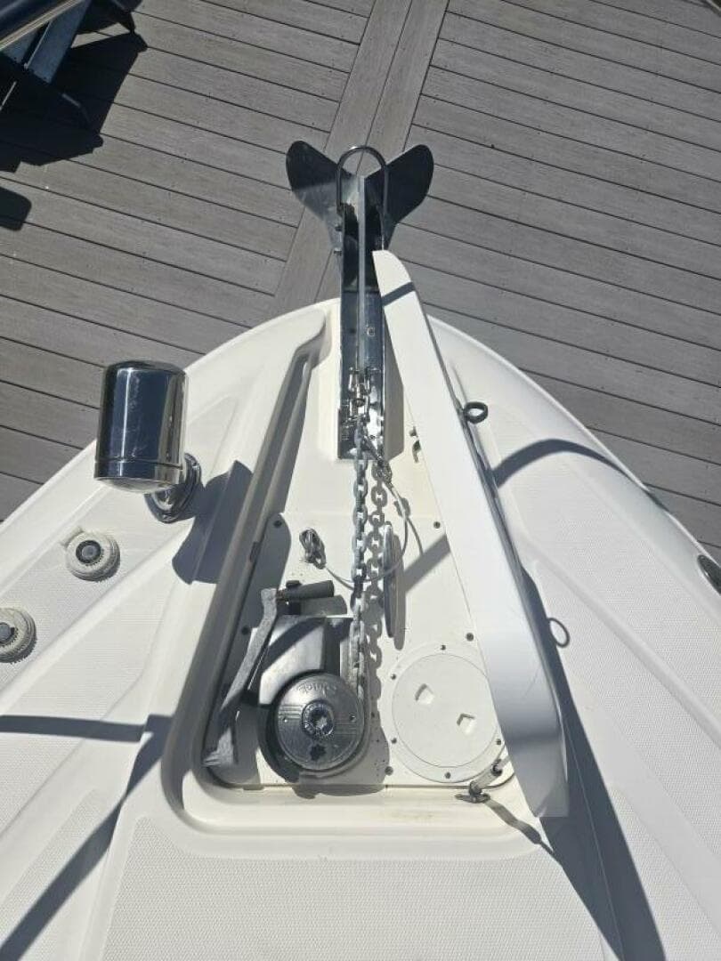 2010 Sea Ray 330 Sundancer