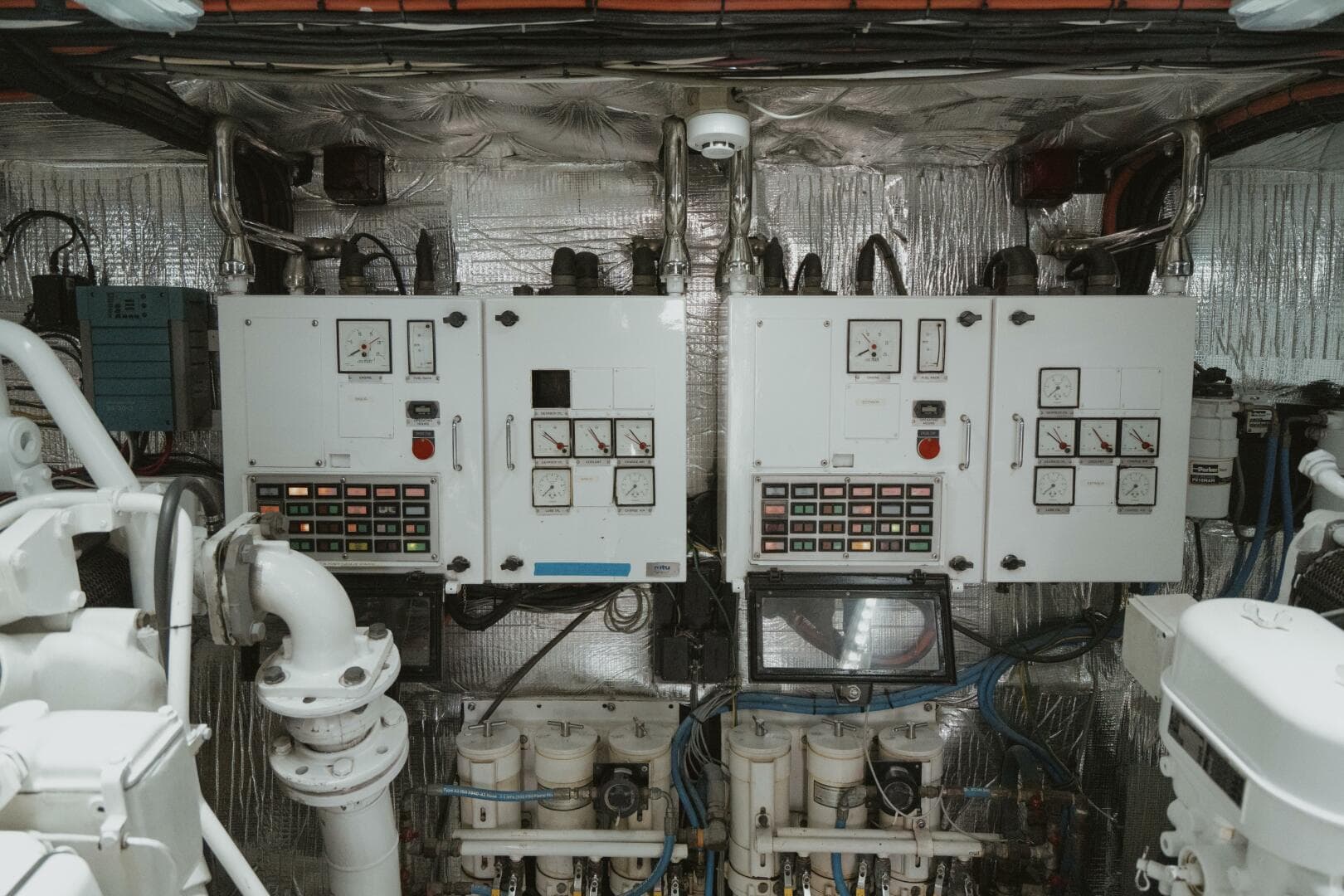 1996 87 Oceanfast Enclosed Bridge Sportfish - Aussie Rules