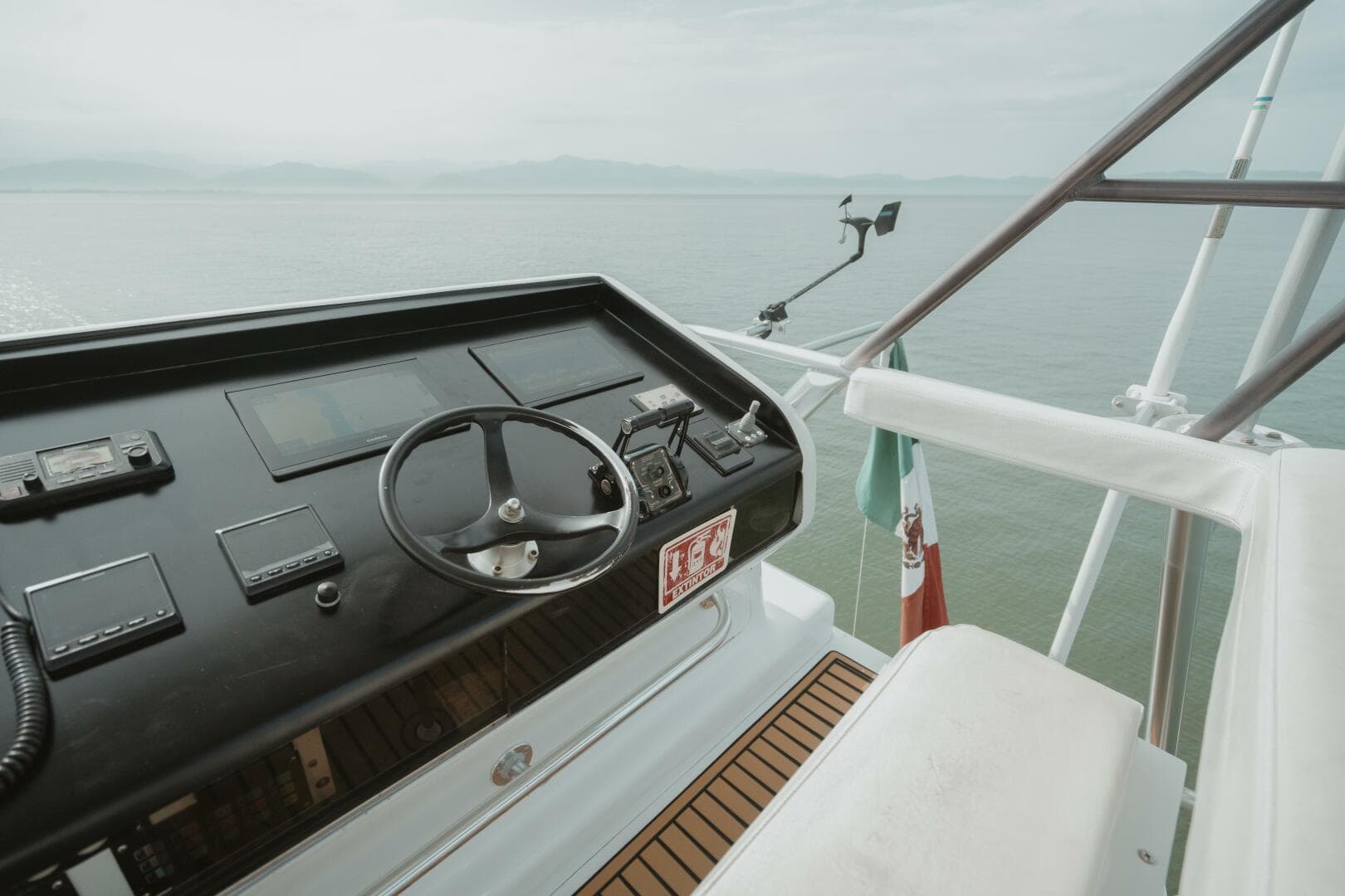 1996 87 Oceanfast Enclosed Bridge Sportfish - Aussie Rules