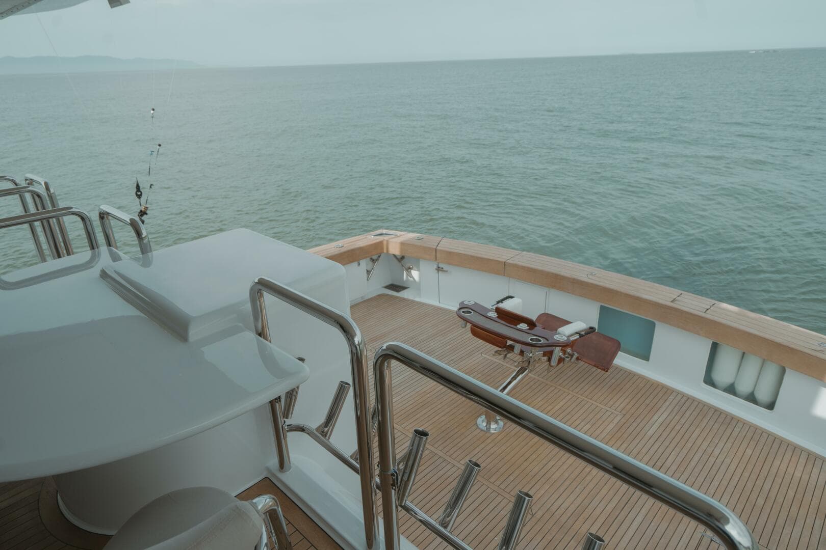 1996 87 Oceanfast Enclosed Bridge Sportfish - Aussie Rules