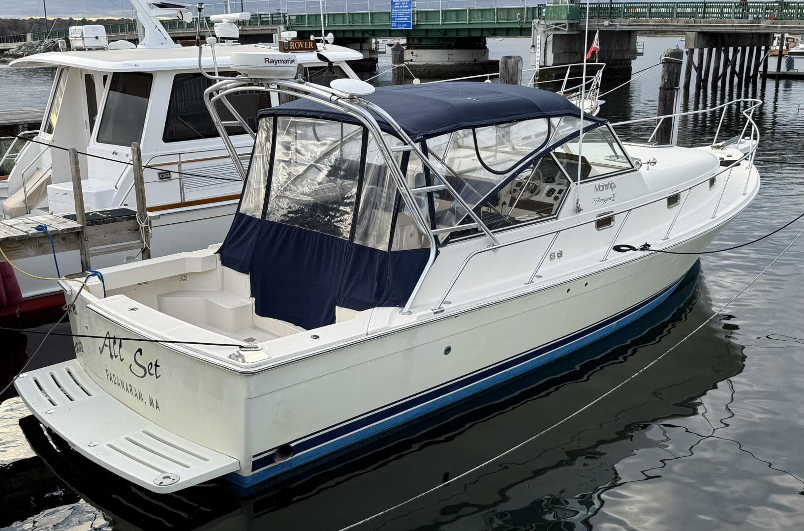 2005 Mainship Pilot 34 Rum Runner II