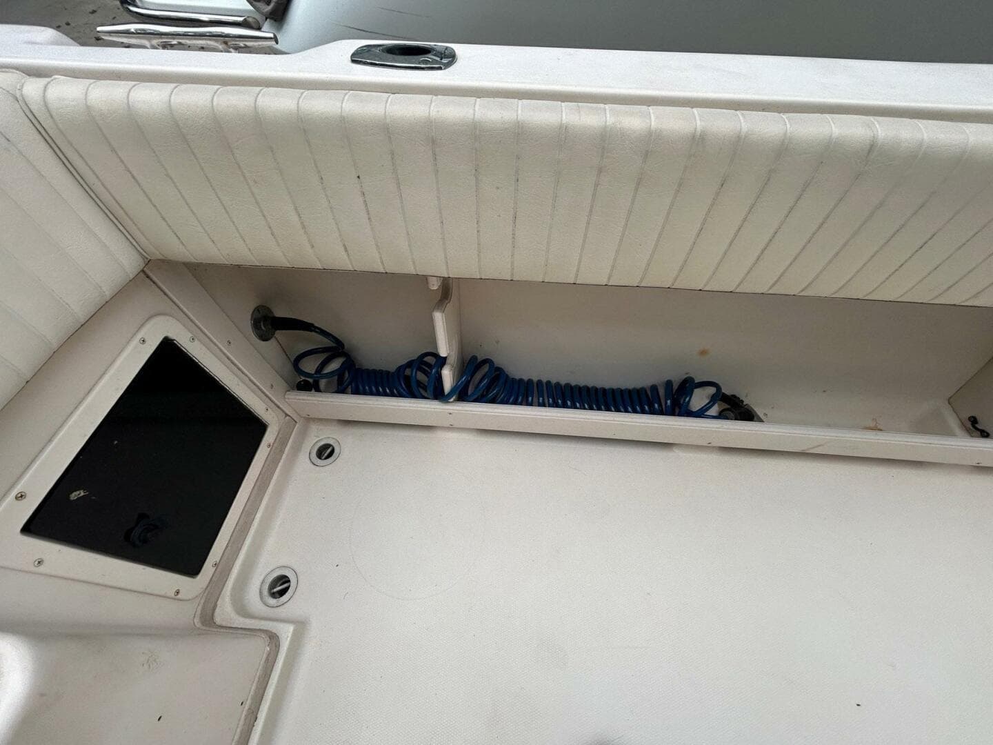 2004 Grady-White Gulfstream 232