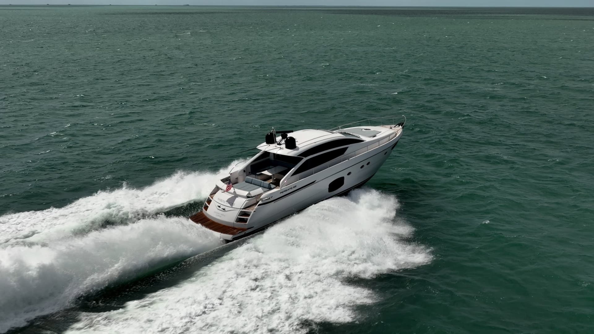 2020 Pershing 62