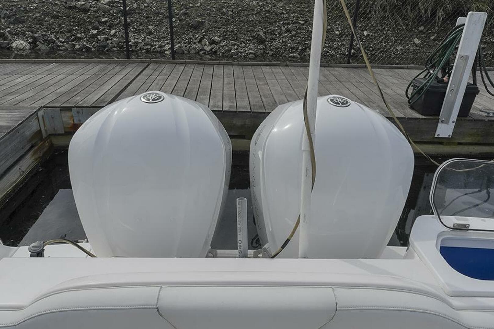 2015 Everglades 295 Center Console