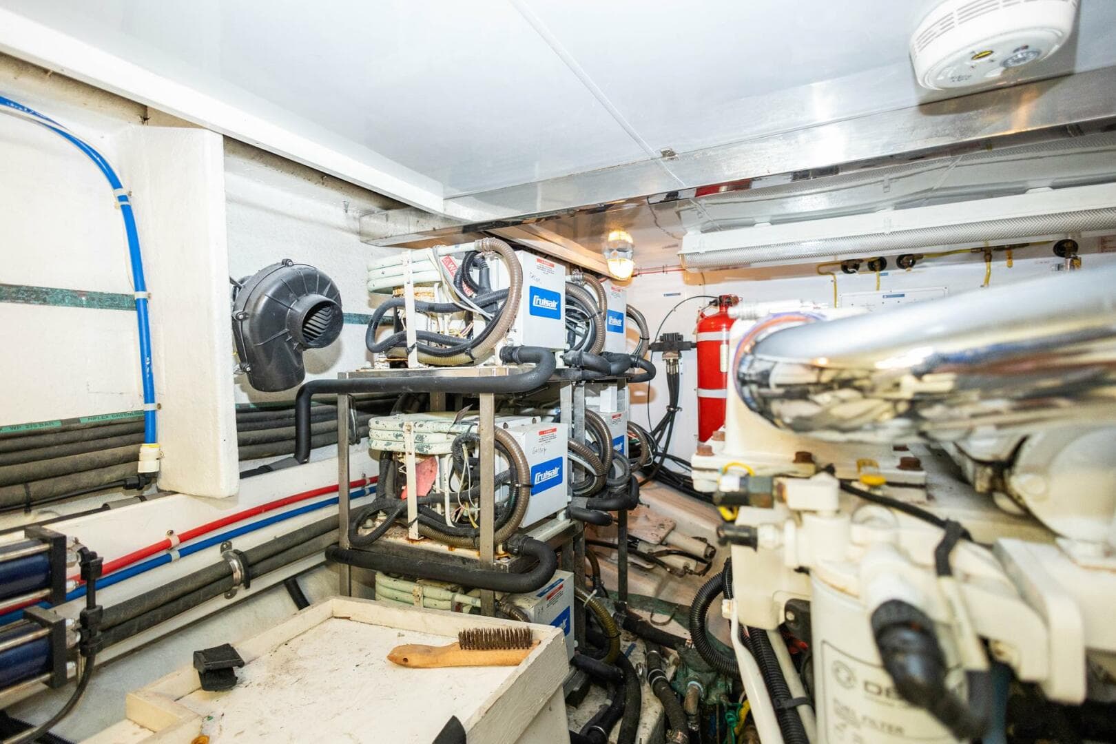 2005 Ocean Alexander Raised Pilothouse Flybridge Sedan