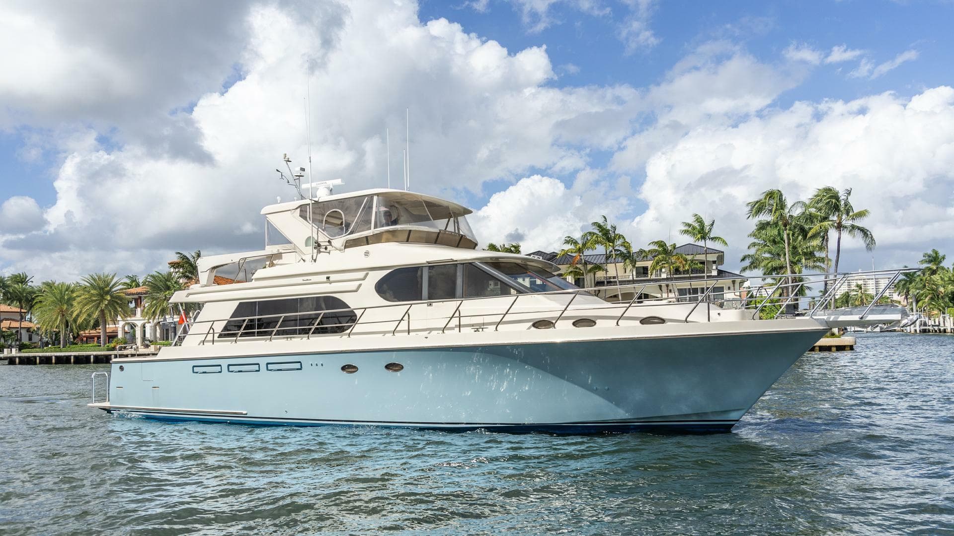 2005 Ocean Alexander Raised Pilothouse Flybridge Sedan