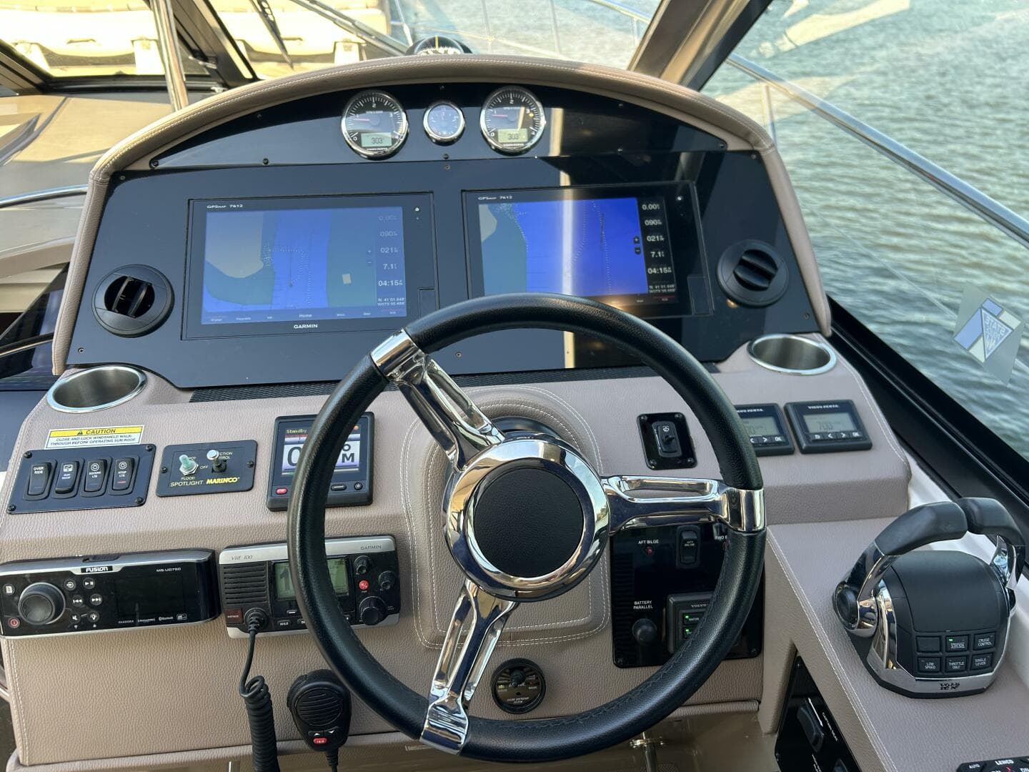 2018 Regal 42 Sport Coupe