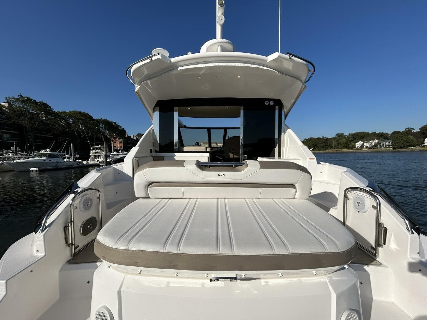 2018 Regal 42 Sport Coupe