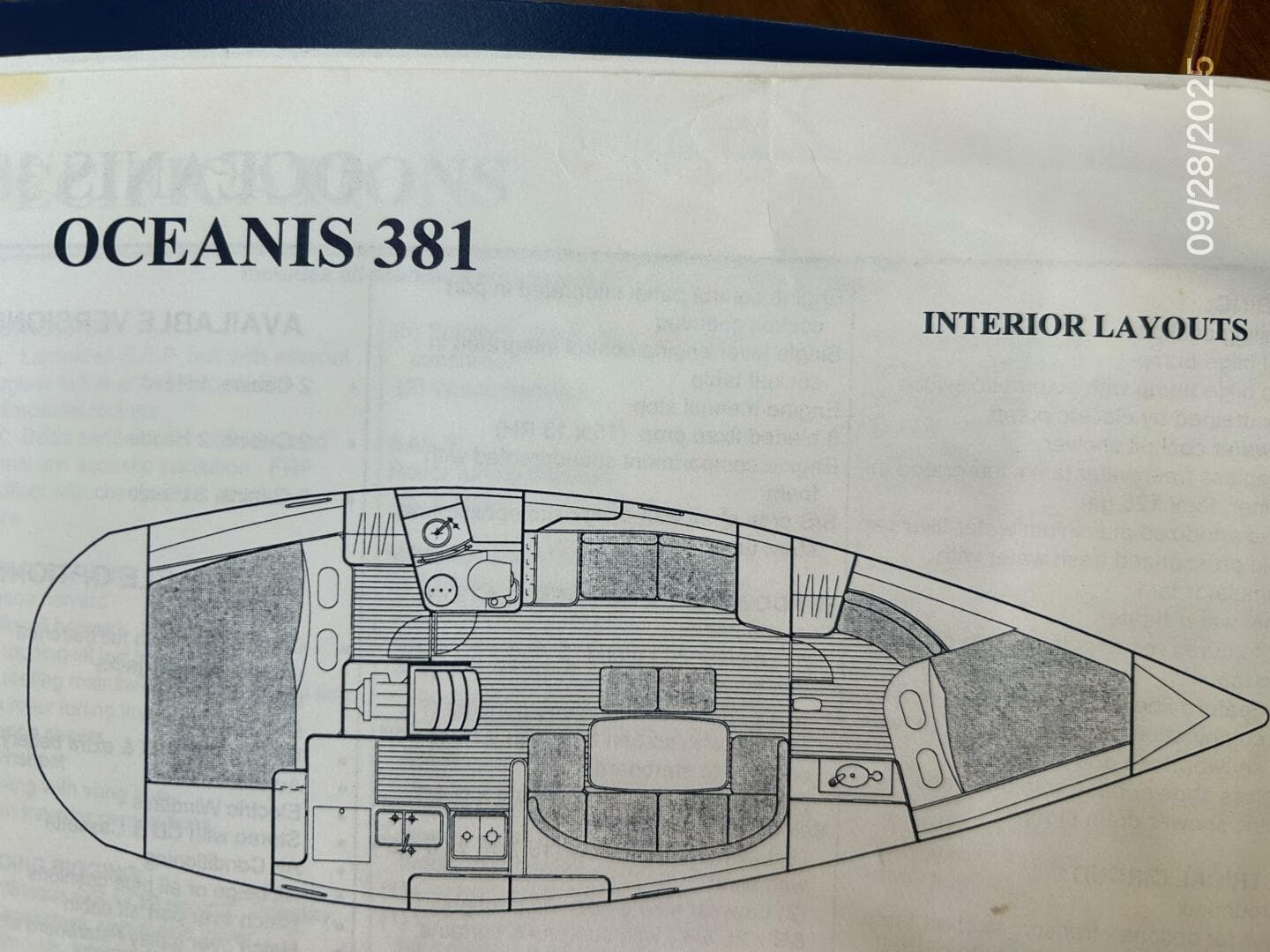 38' Beneteau layout