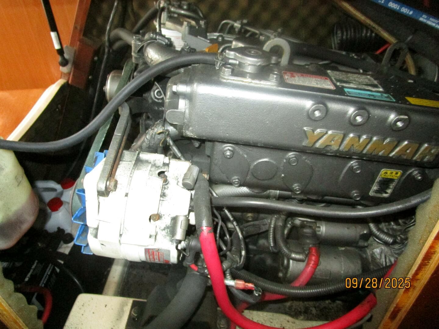 38' Beneteau auxiliary1