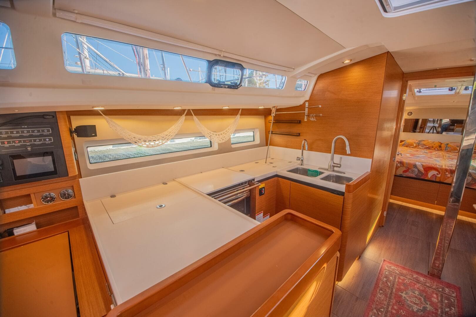 2022 Jeanneau Sun Odyssey 440