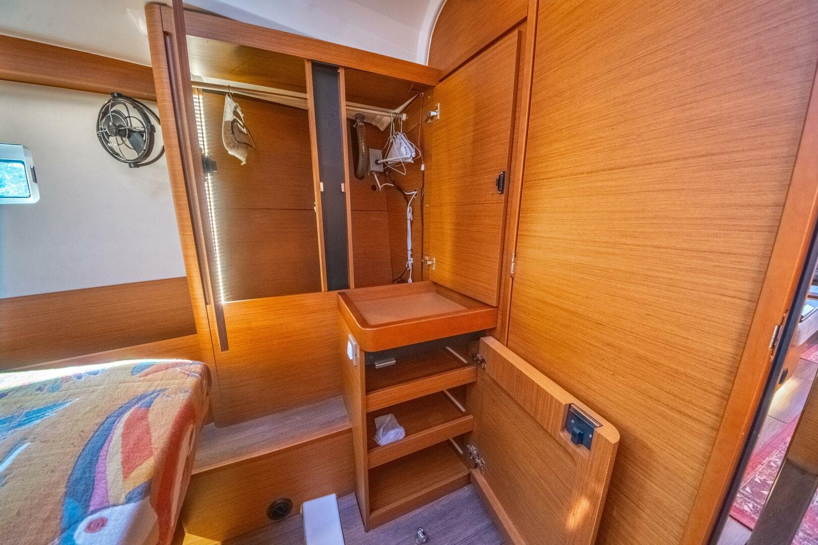 2022 Jeanneau Sun Odyssey 440