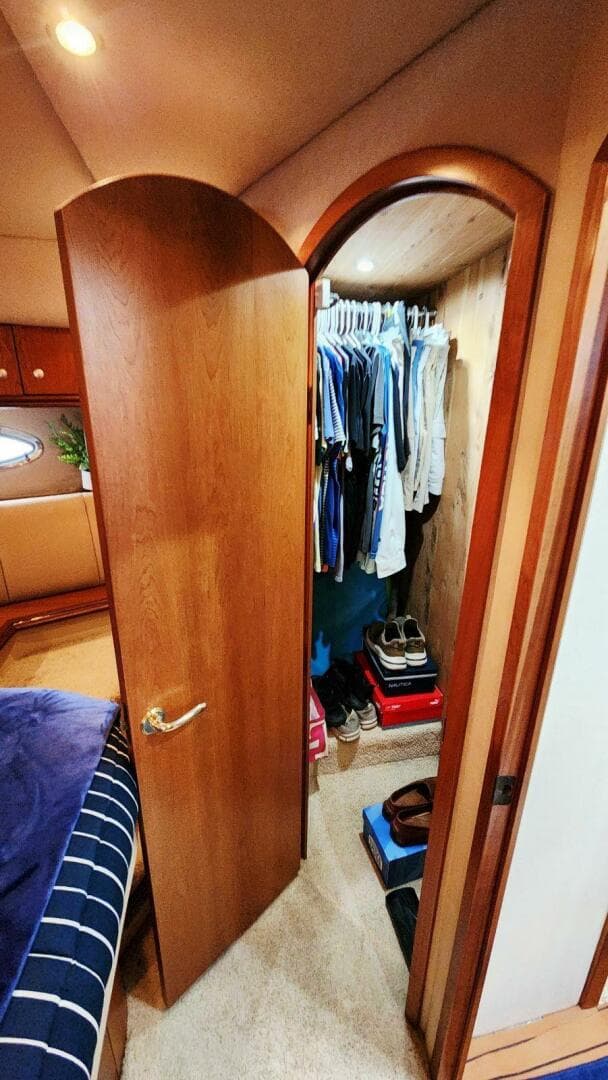 51 Guest Stateroom