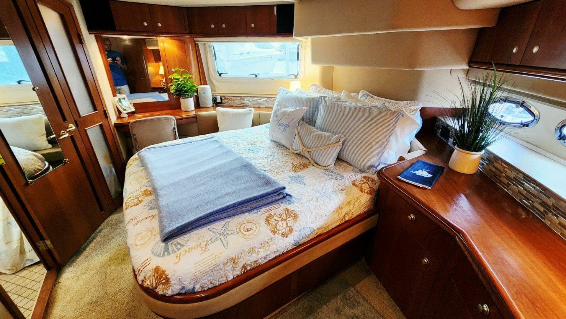 54 Primary Stateroom