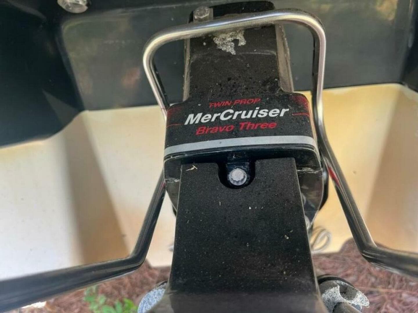 2003 Sea Ray 220 Bow Rider