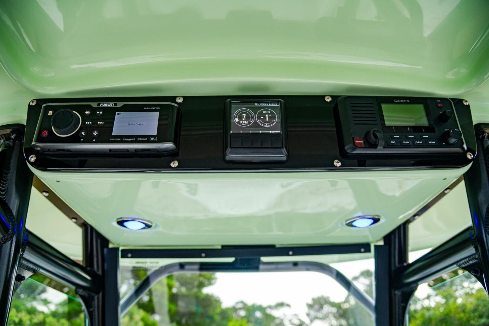 2018 Everglades 243 CC